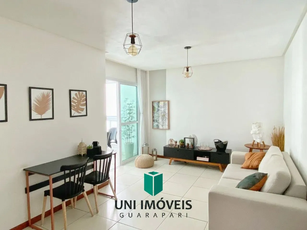 Sensacional e novíssimo apartamento de 2 quartos com varanda e lazer completo na Praia da