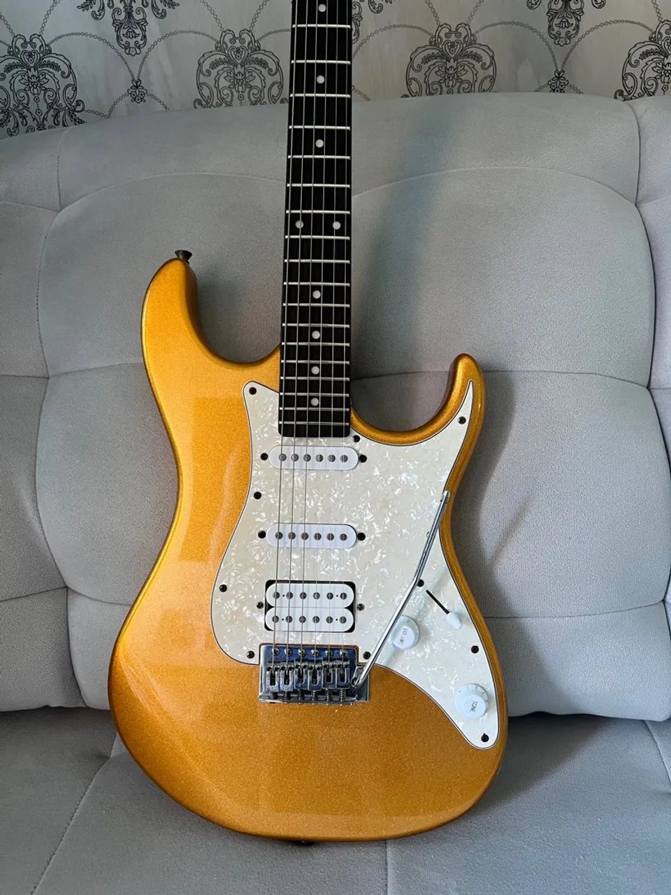 Guitarra Tagima TG 520 Metallic Gold - Regulada - Foto 2