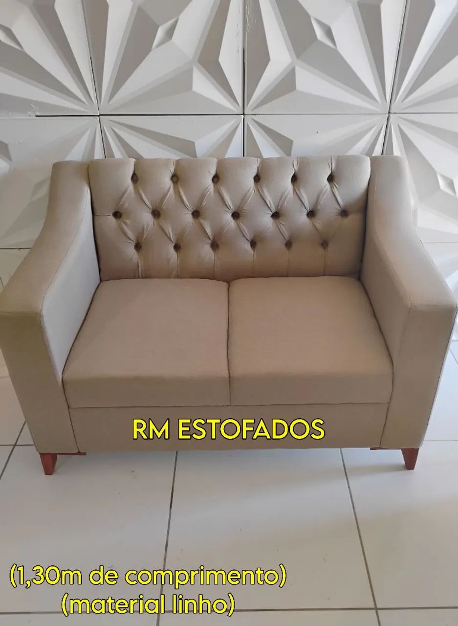 Sofá de espera no material linho com captonê 