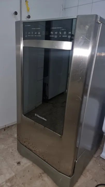 Maquina de Lavar Louças electrolux Lv10x