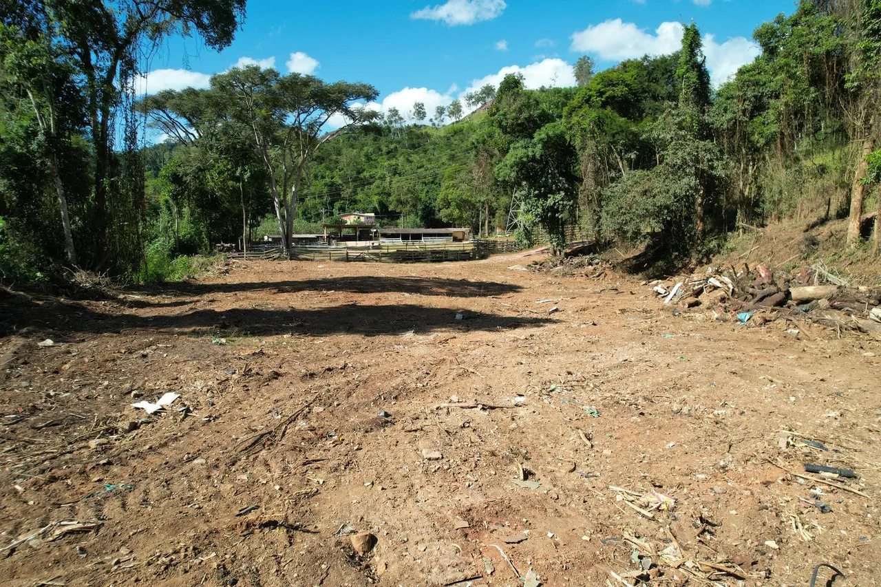 Lote/Terreno para venda possui 3800 metros quadrados em Pedro do Rio - Petrópolis - Rio de
