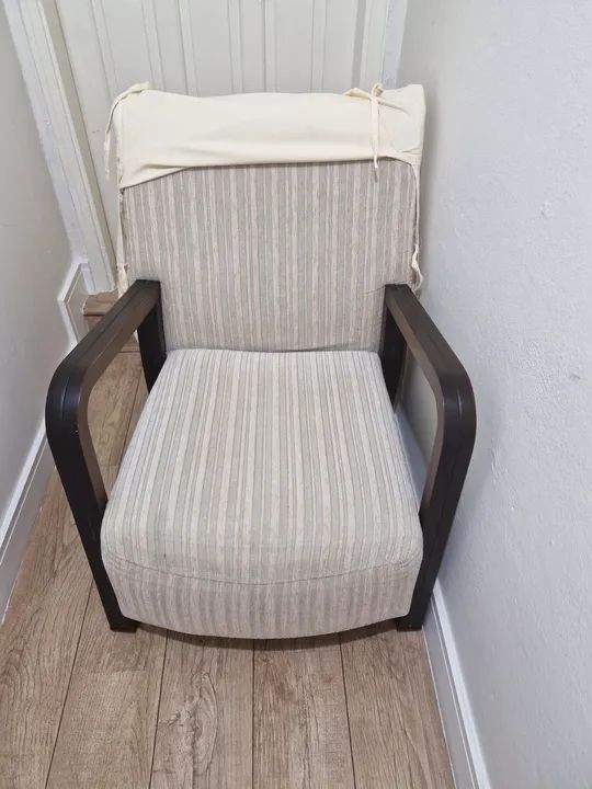 Poltronas de madeira  - Foto 2