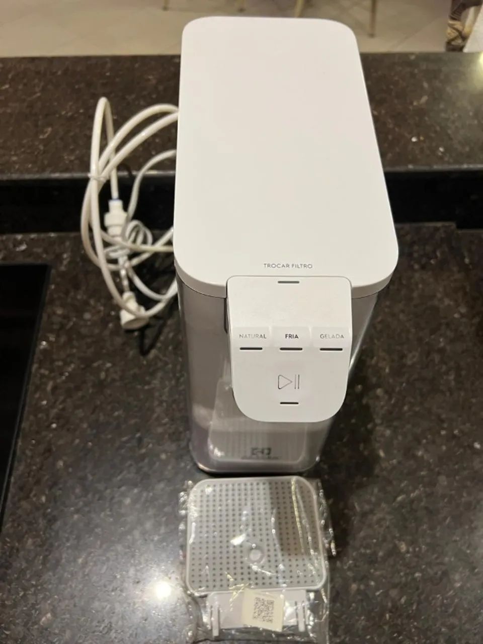 Bebedouro Purificador de água Electrolux branco bivolt - Foto 2