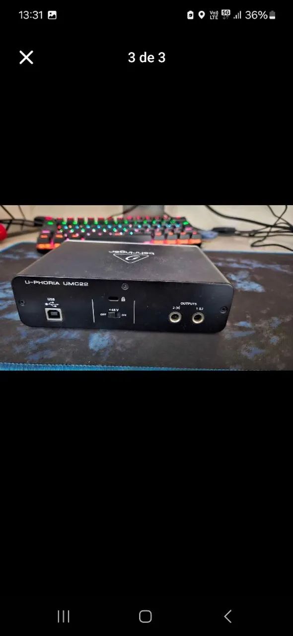 Interface de Áudio Behringer U-Phoria UMC22