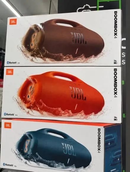 JBL bombox 4