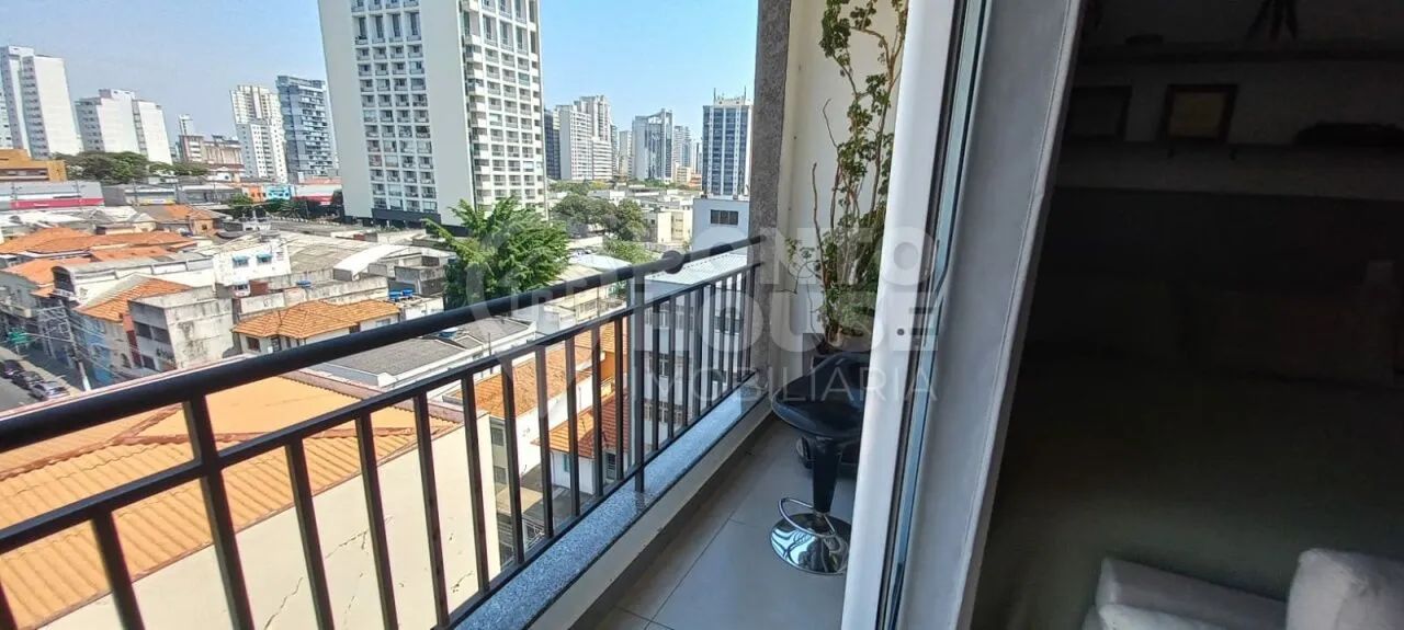 Studio mobiliado com 1 dormitório para alugar e vender, 30 m², sem vaga - Foto 2
