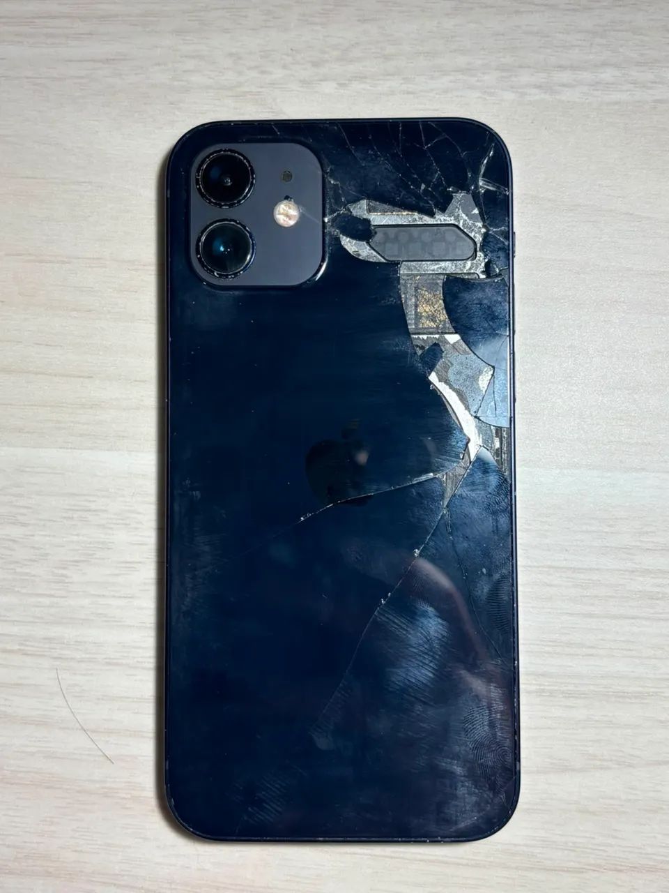 iPhone 12 azul  - Foto 2