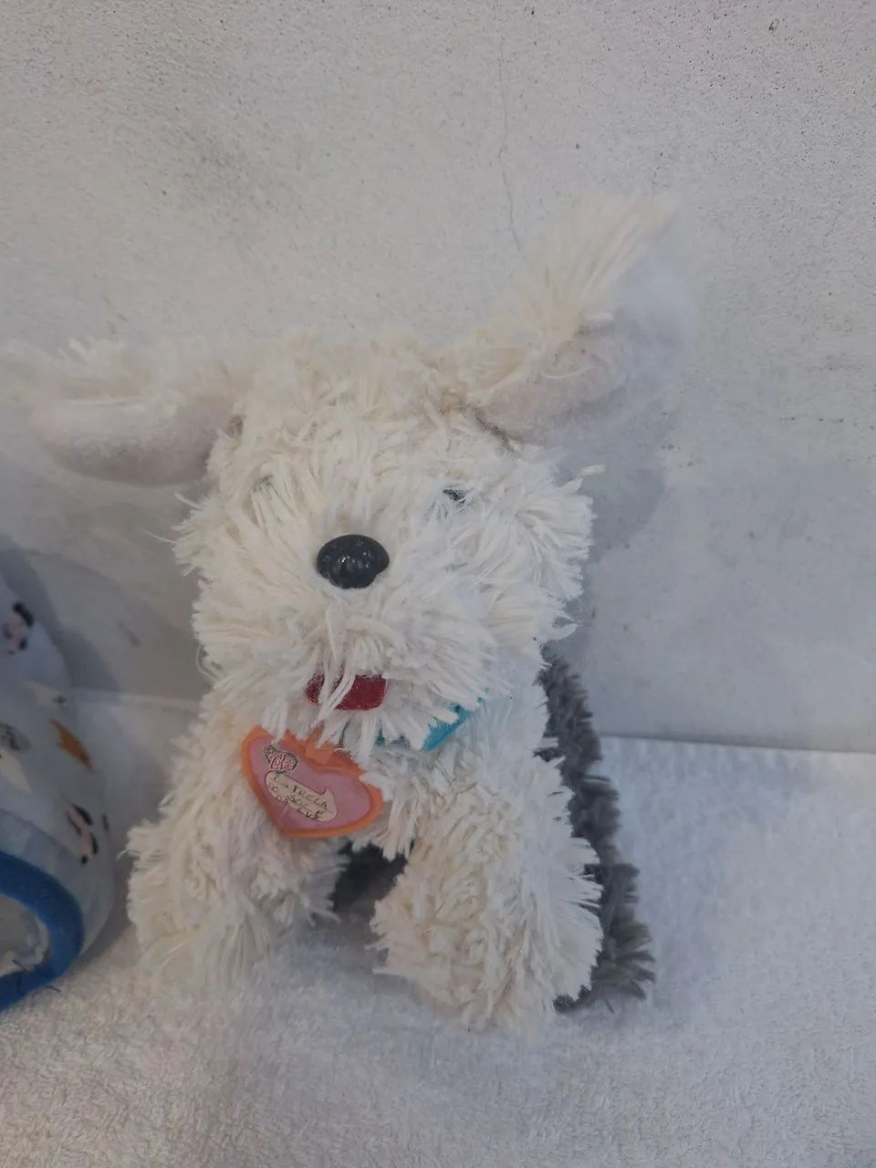 Cachorrinho de pelúcia e casinha - Foto 2