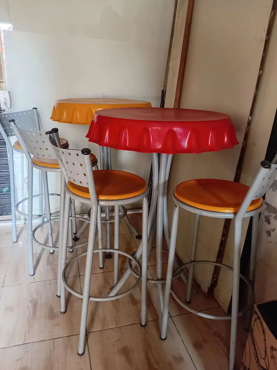 Mesa para lanchonete  com banquetas  - Foto 2