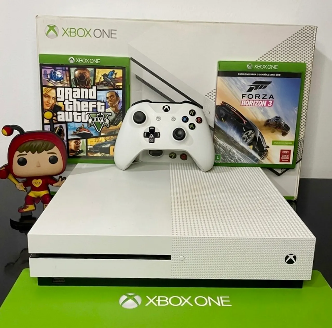 Xbox One Halo Edition 500GB + controle adicional grátis - Consoles