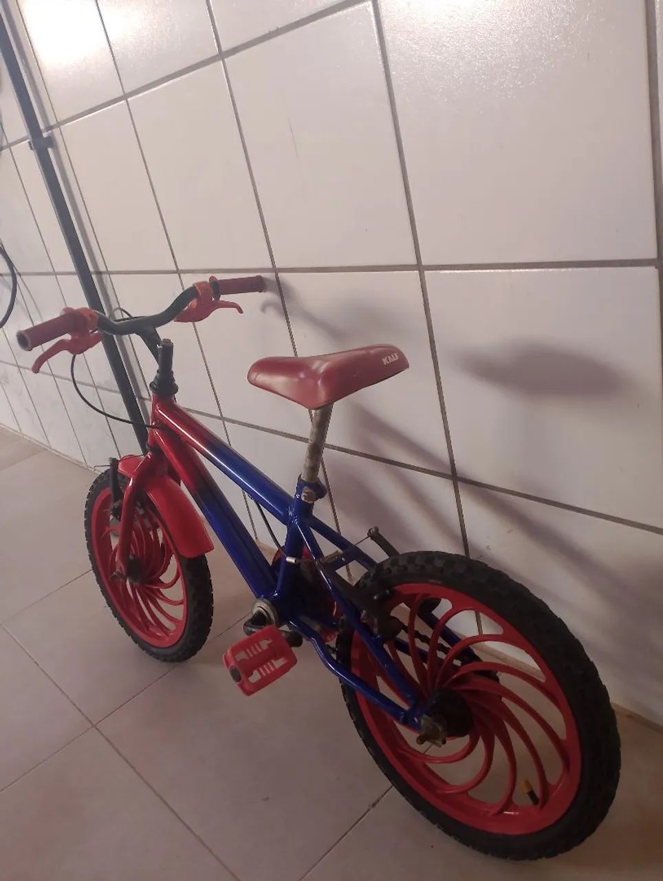 Bicicleta infantil aro 16 - Foto 2
