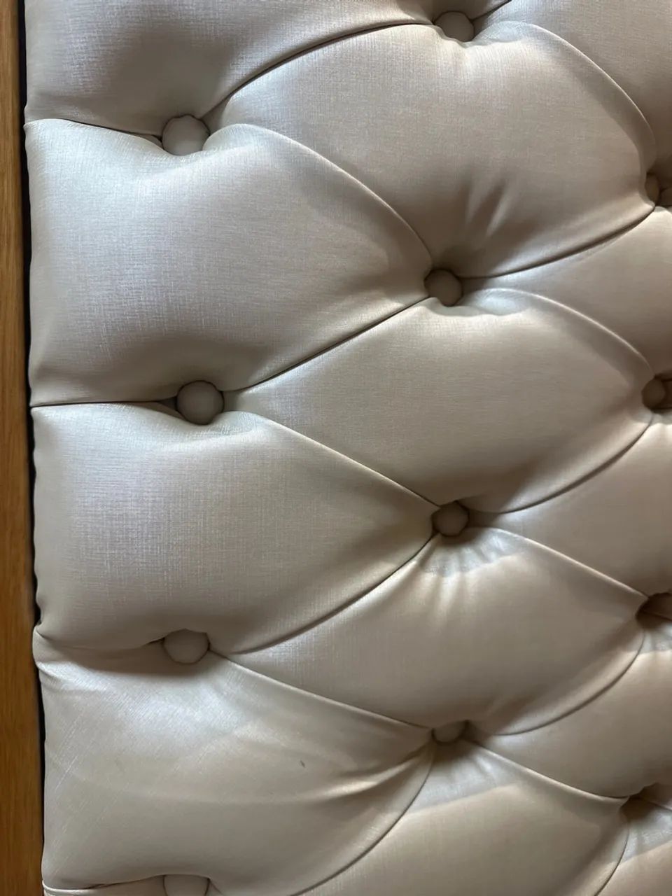 Vendo Cama de madeira maciça  - Foto 2