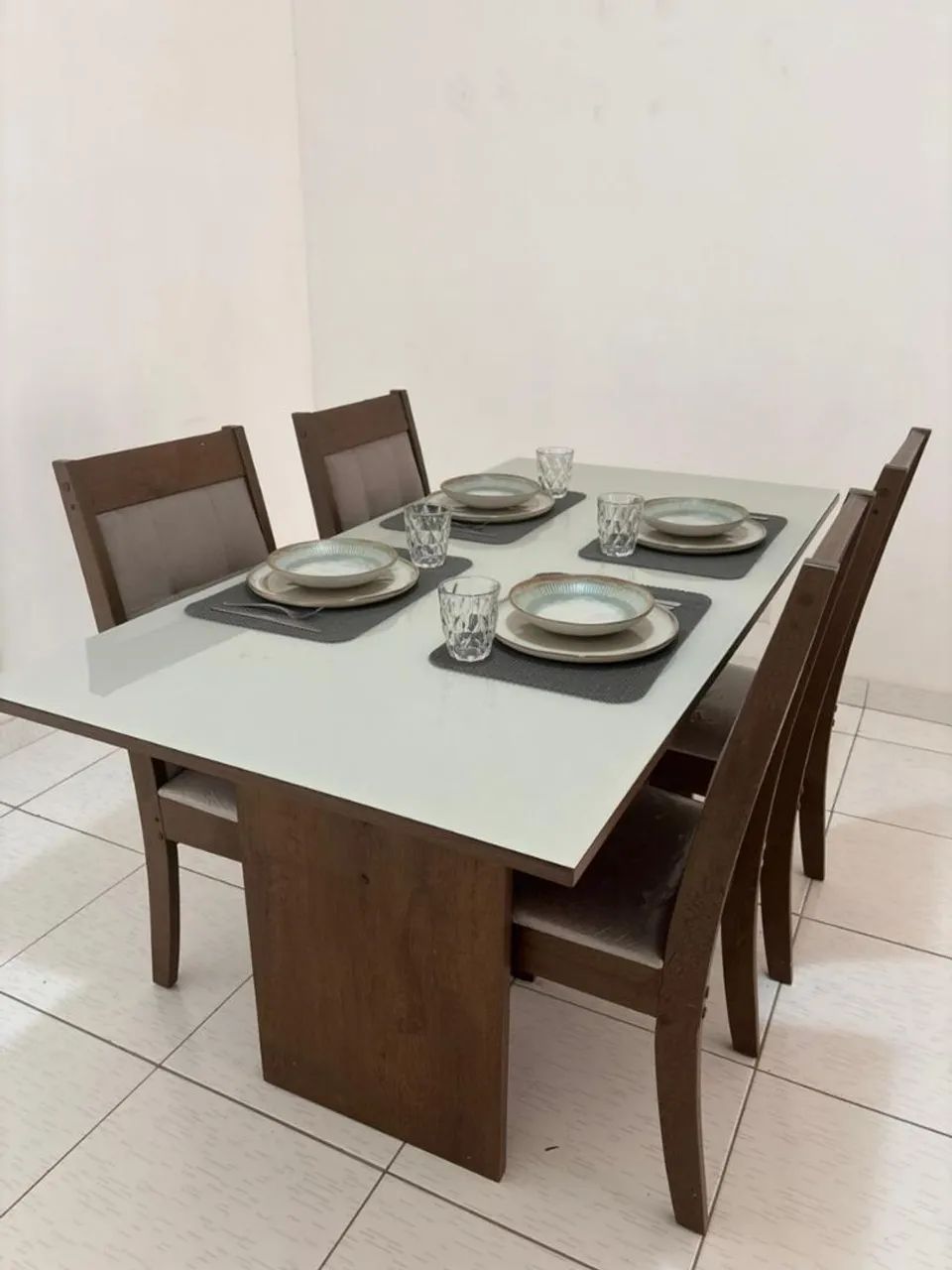 Mesa para sala de jantar 