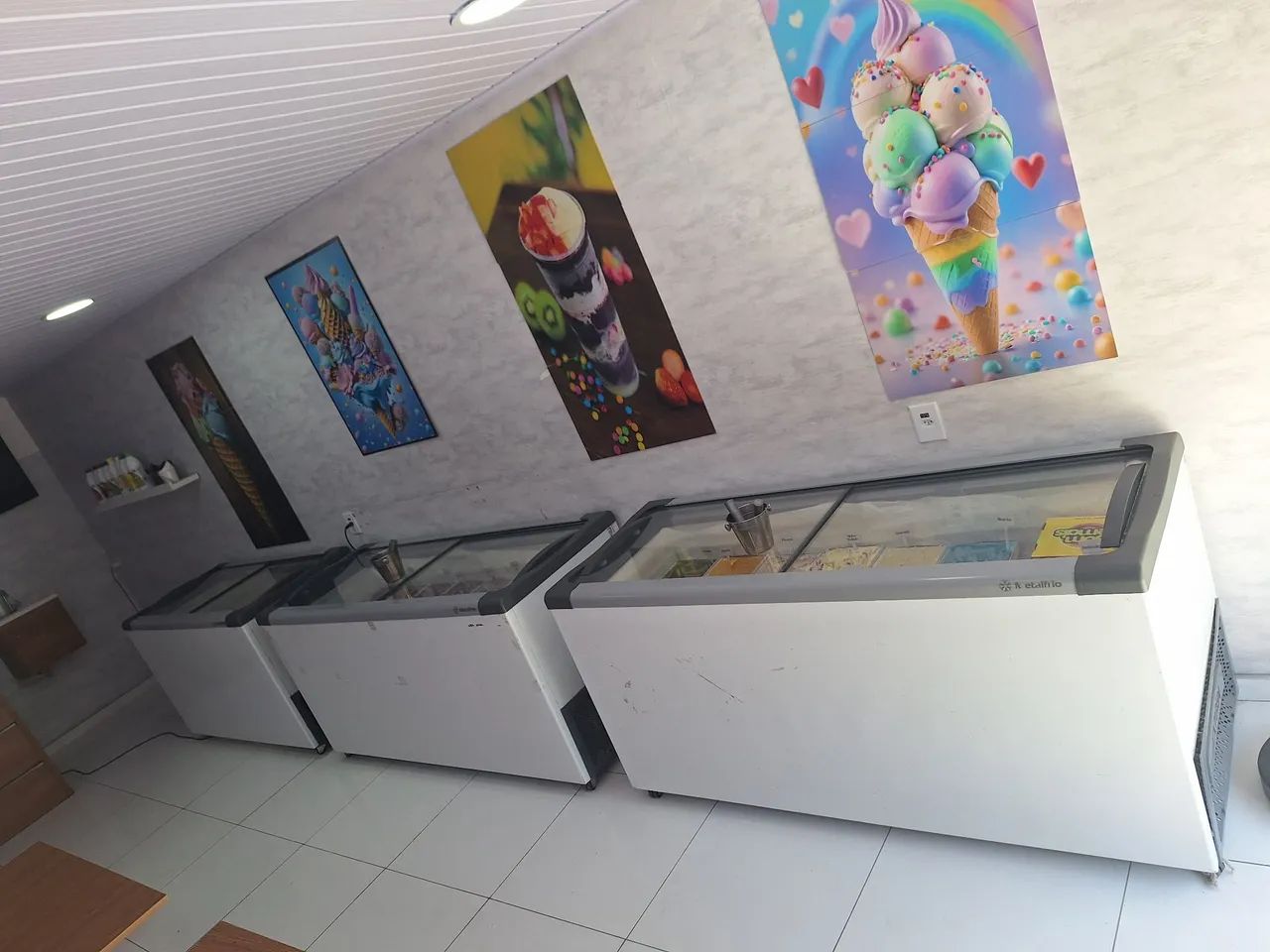 Freezer 505 LT 3.700,00 cada uma 