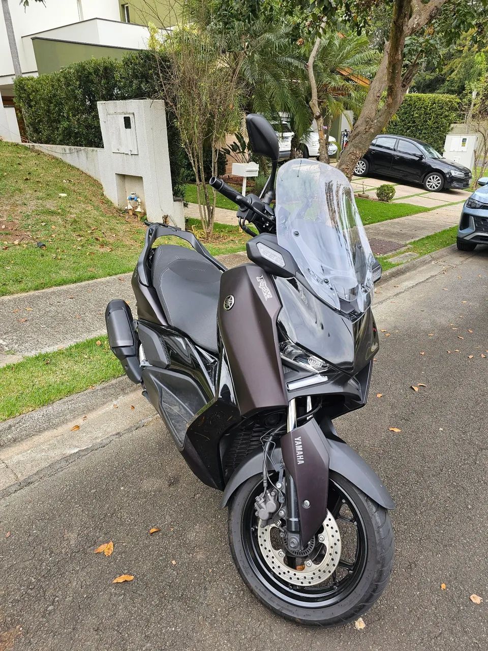 YAMAHA XMAX 300 CONNECTED 2026 - Foto 2