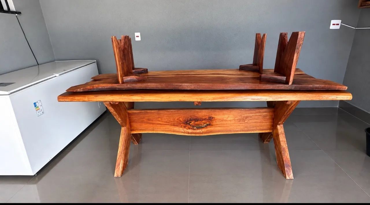 Mesa de madeira 
