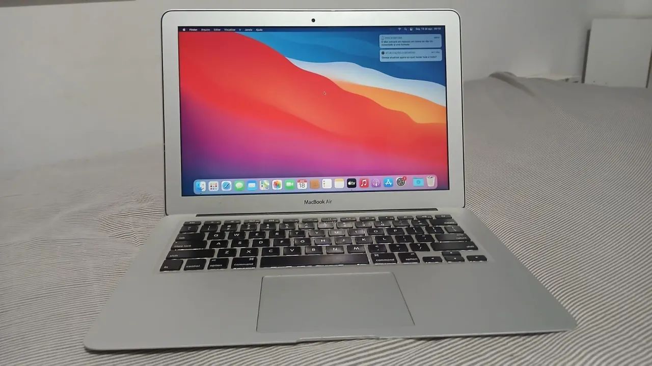 MacBook Air 13? Mid 2013 | Intel i5 | Funcional - Notebooks