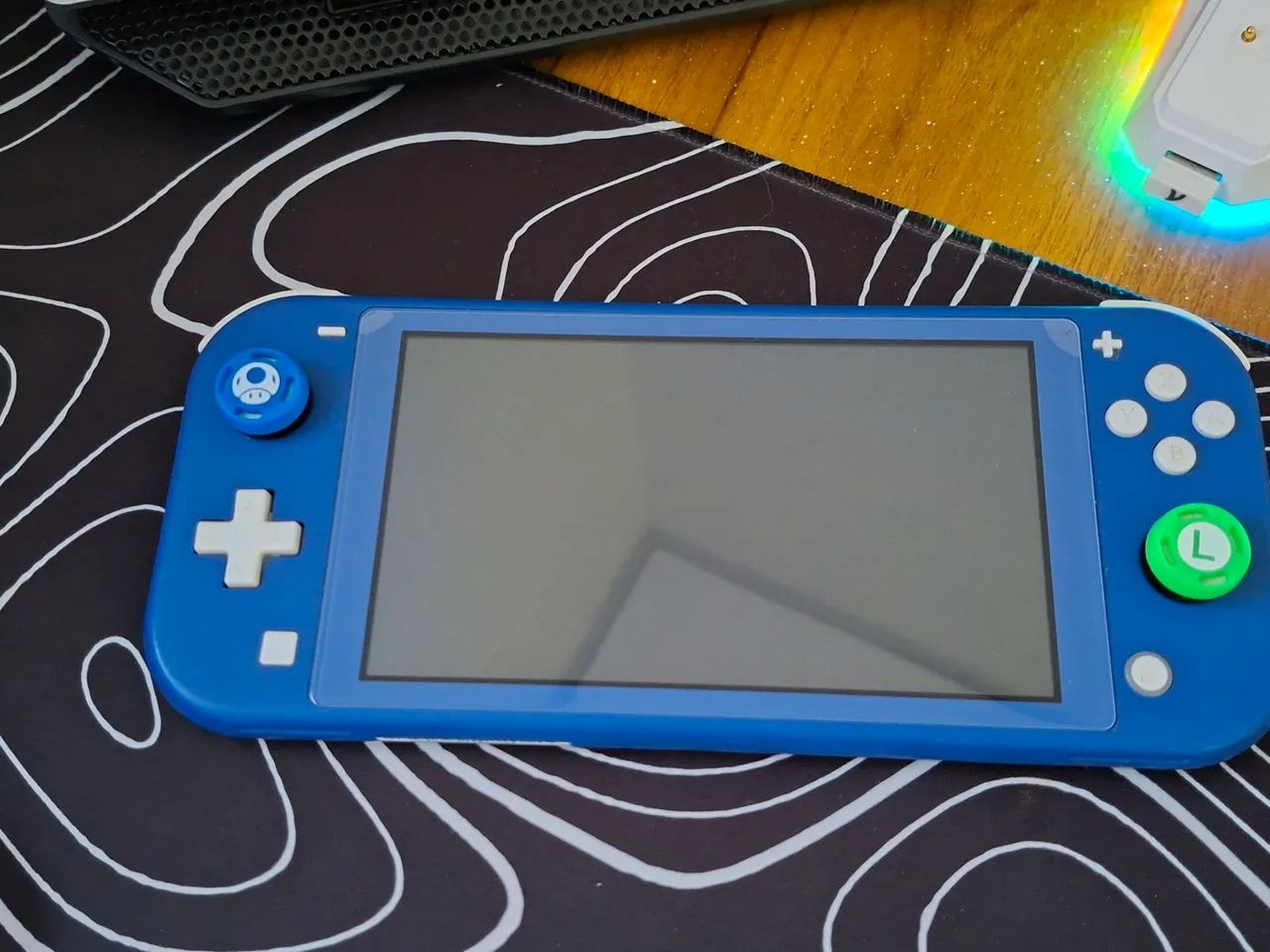 Nintendo switch lite pra vender rápido