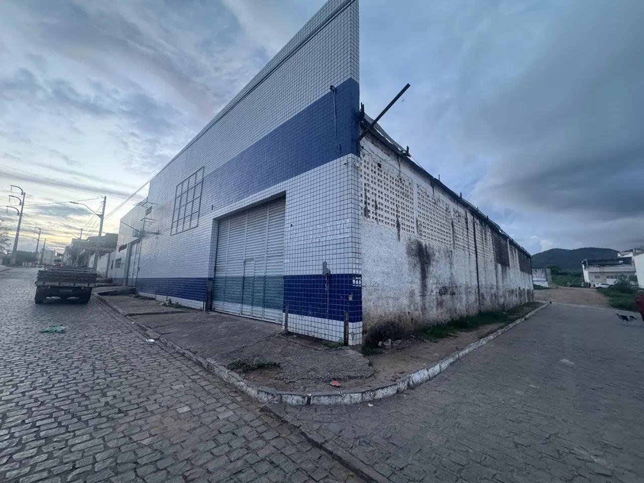 Imóvel Comercial para Locação em Toritama, 2 banheiros