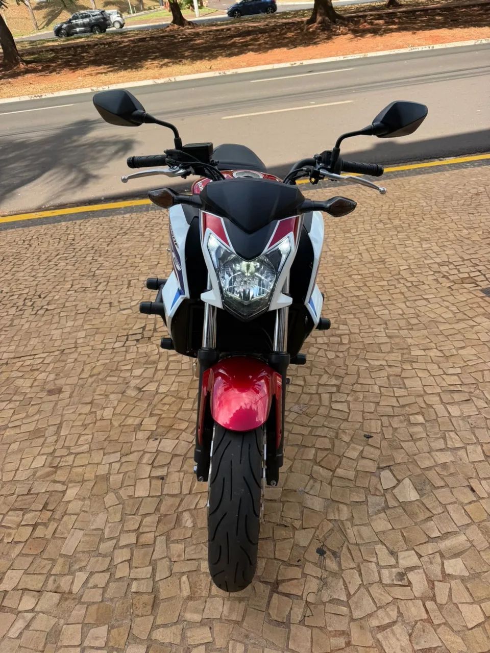 HONDA CB 650 F ABS - Foto 4
