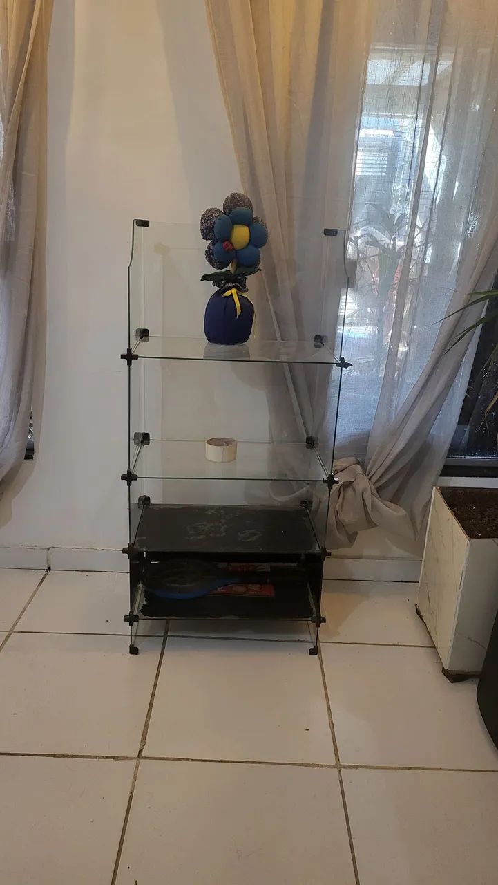 Estante modular de vidro