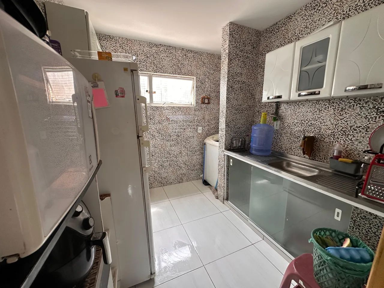 ALUGUEL - APTO 2/4 SEM SUÍTE | MOBILIADO | PRÉDIO DE ESCADA | POÇO  - Foto 3
