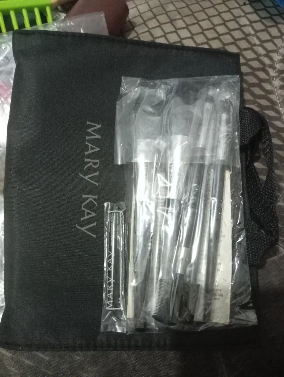 Kit de pincéis Mary Kay + bolsinha