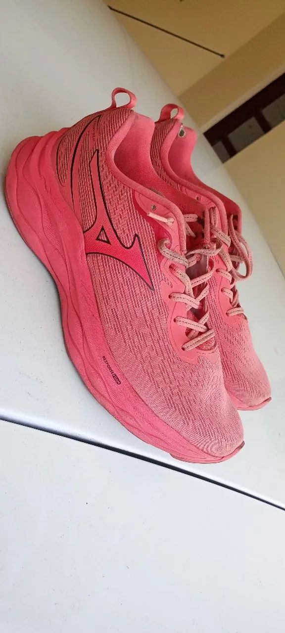 TÊNIS tam. 41 Mizuno Victory VERMELHO - Calçados Esportivos