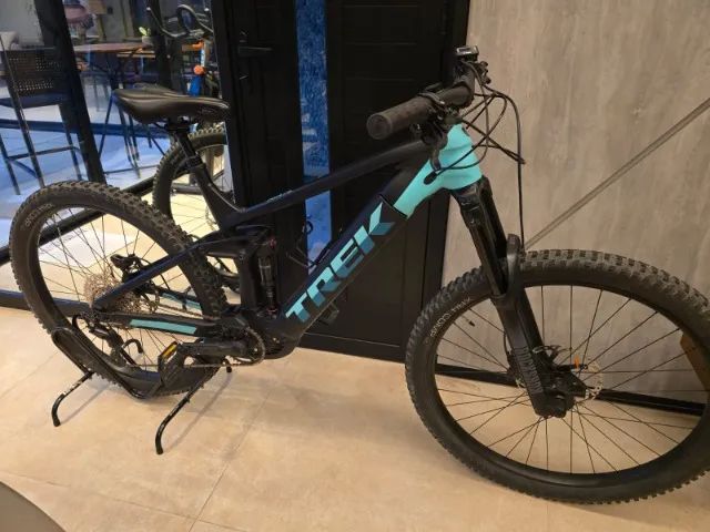 Bicicleta TREK E-Mtb modelo Rail 5, aro 29 e quadro L (19,5") - Foto 5