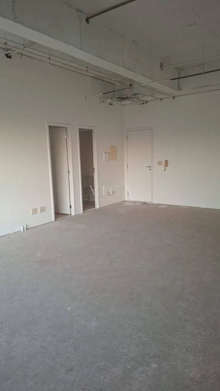 Alpha Square|Sala com 48m² para aluguel por R$ 2.500 - Alphaville/SP - Foto 2