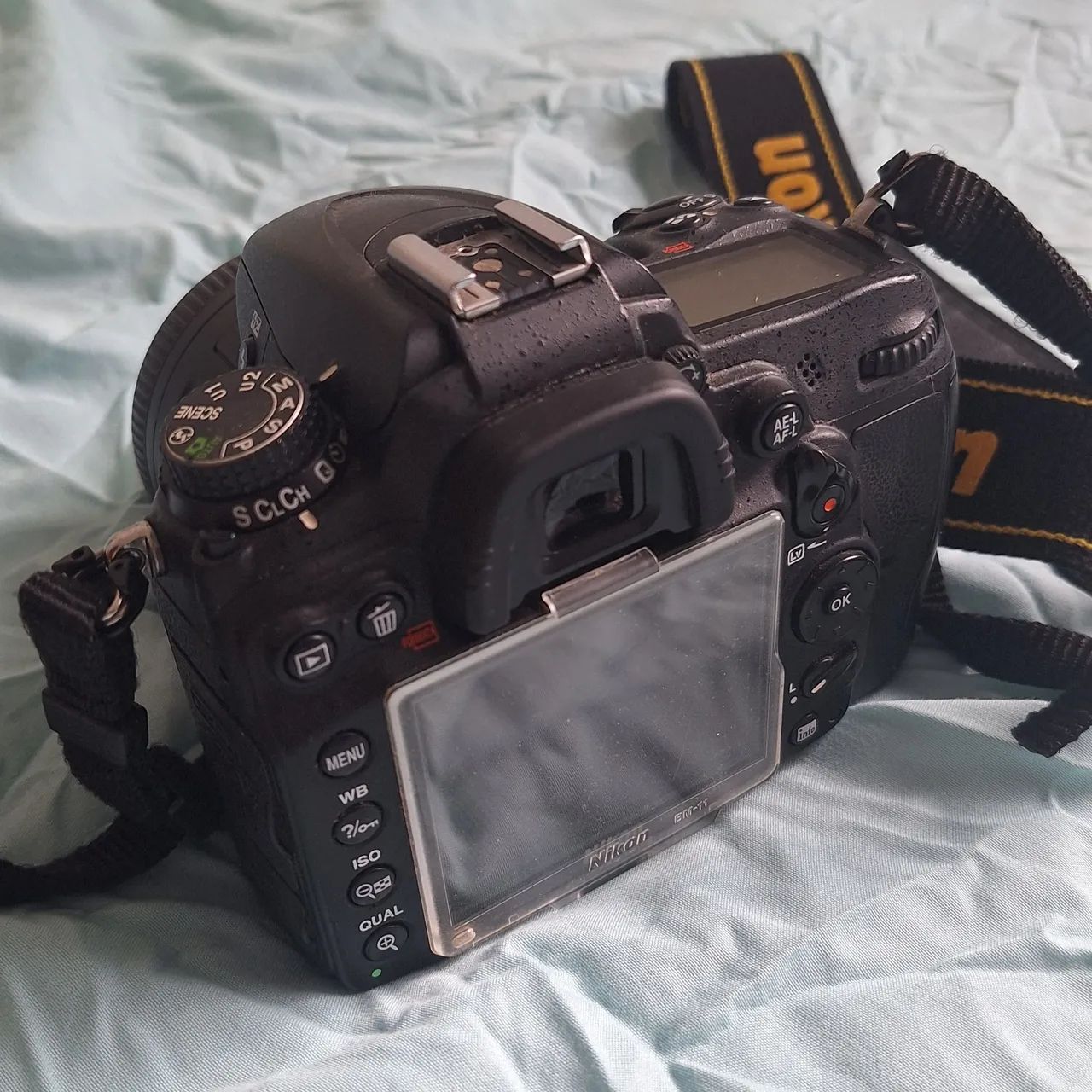 Nikon d7000 (apenas corpo) + lente 35mm 1.8 grátis - Foto 2