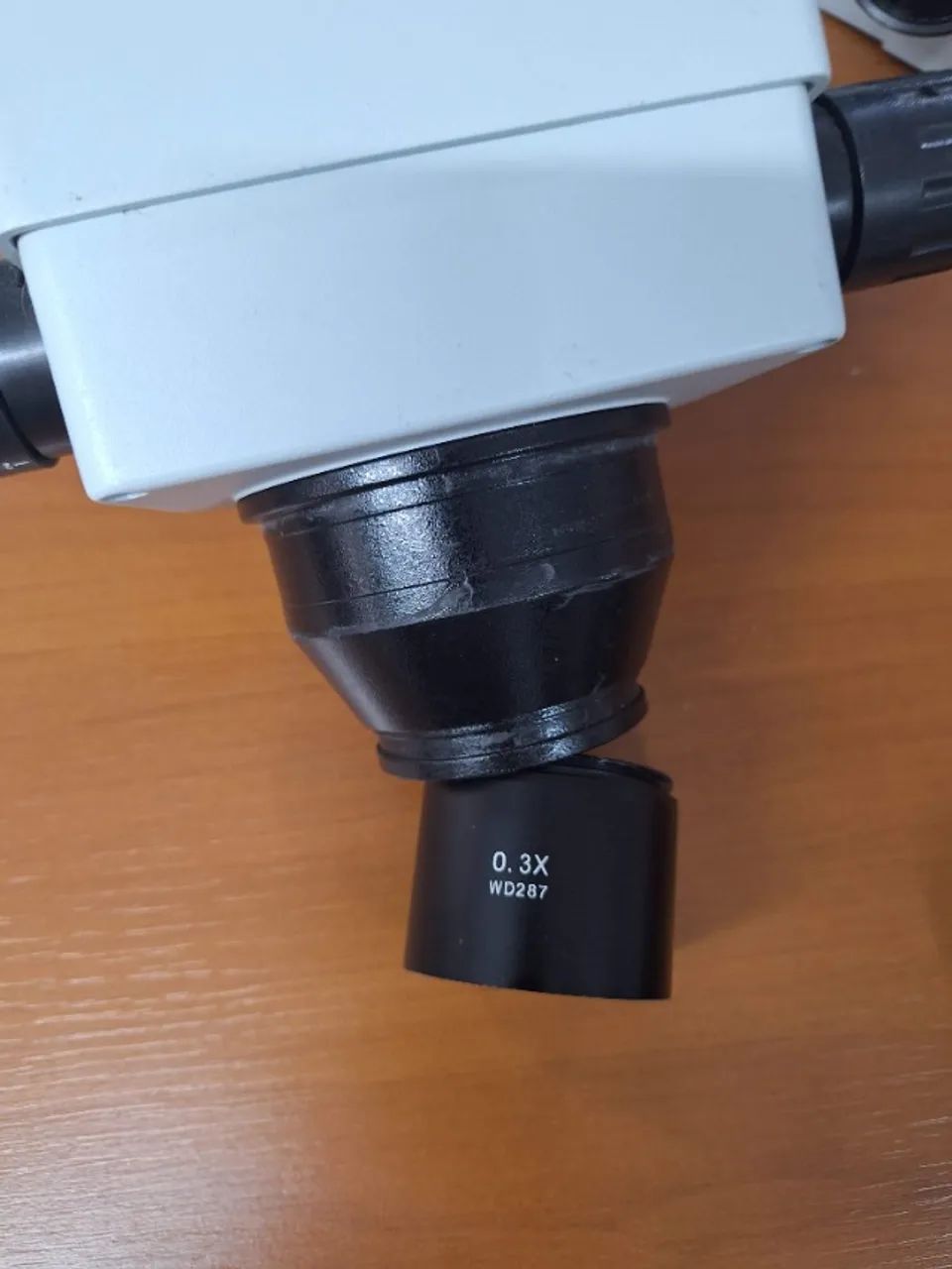 Microscópio Trinocular Sem suporte - Foto 4