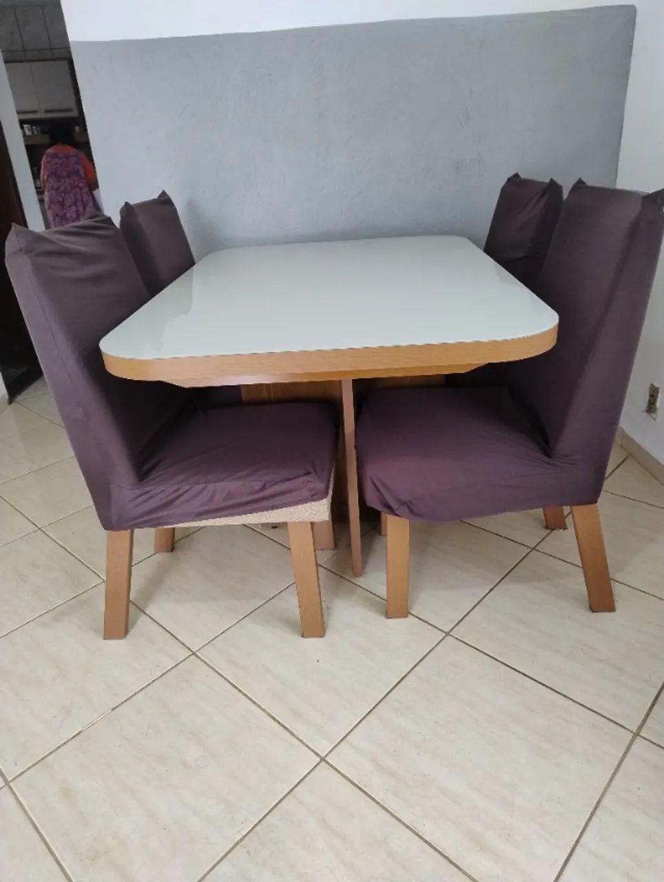 Mesa de jantar retangular com tampo de vidro - Foto 5