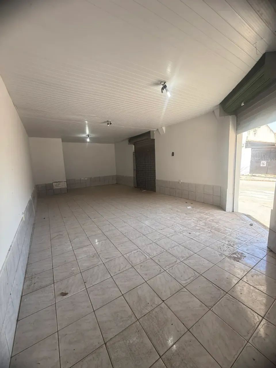 Vendo Sala Comercial 1 Quarteirão acima do Camelódromo OK - Foto 3