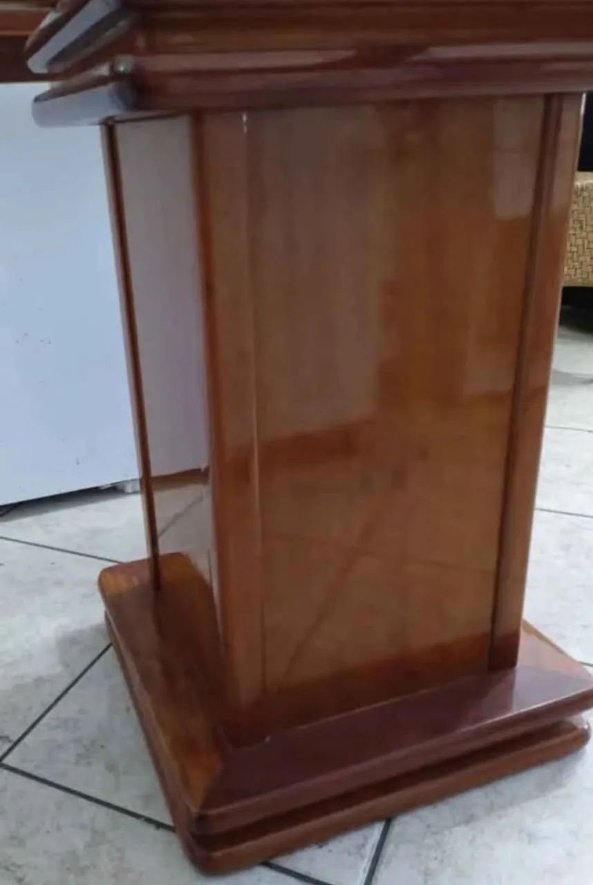 Mesa mogno tampo de vidro  - Foto 3