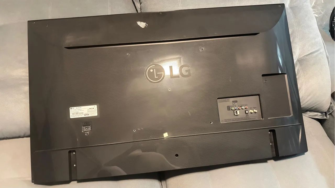 ? TV LG 49 - Ótimo Estado!  - Foto 4
