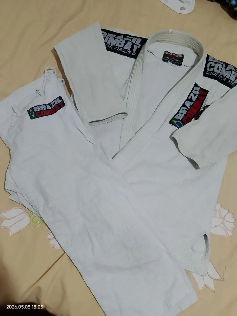 Kimono Branco Semi-novo