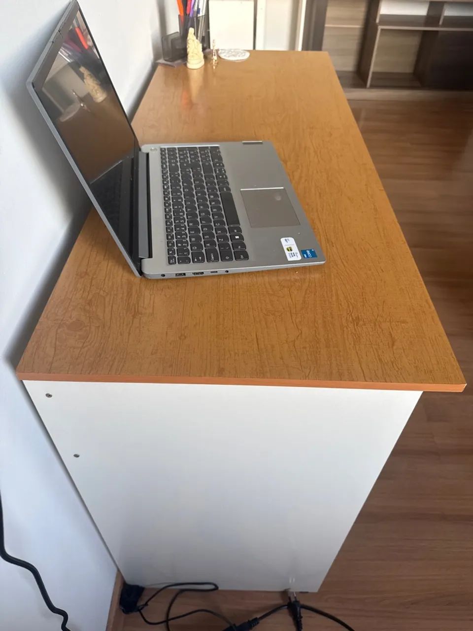 Escrivaninha simples - mesa de estudo - Foto 2