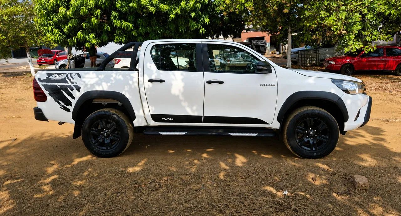 Toyota Hilux Hilux CD SR CHALL. 4x4 2.8 TDI Dies Aut. 2018