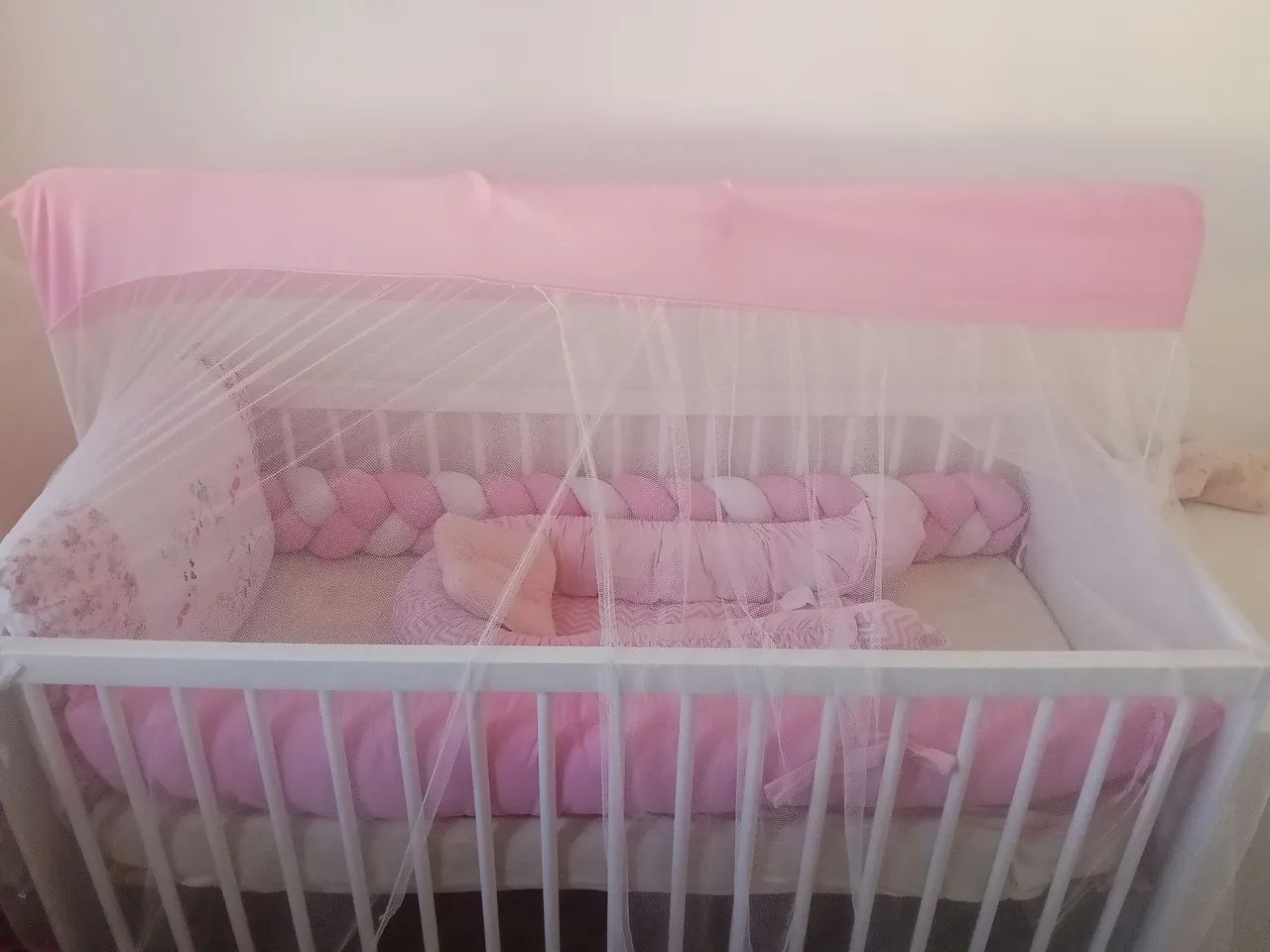 Vende se berço infantil com cômoda 