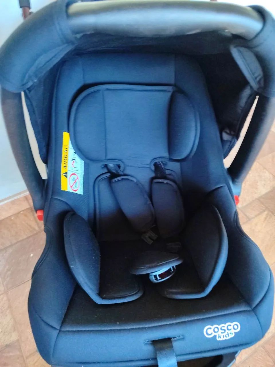 Carrinho de bebe com bebe conforto novo - Foto 3