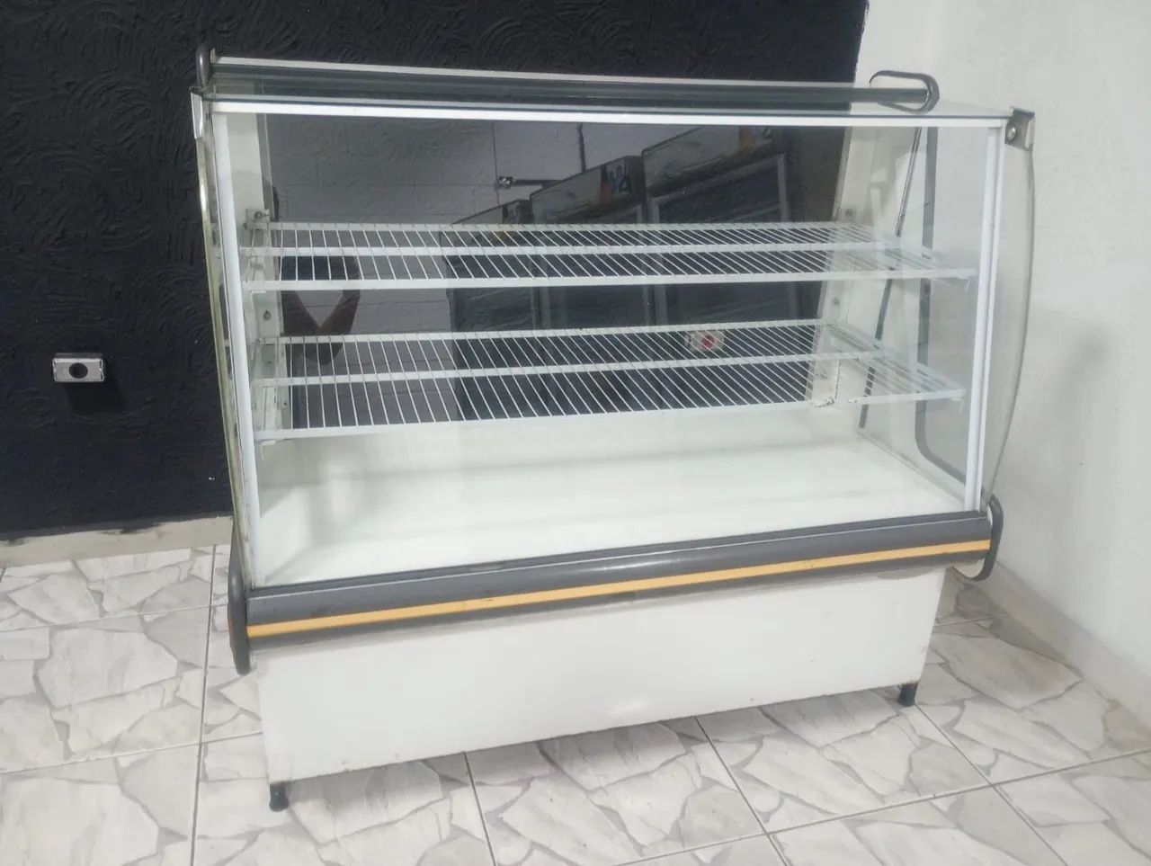 Balcão Expositor Seco