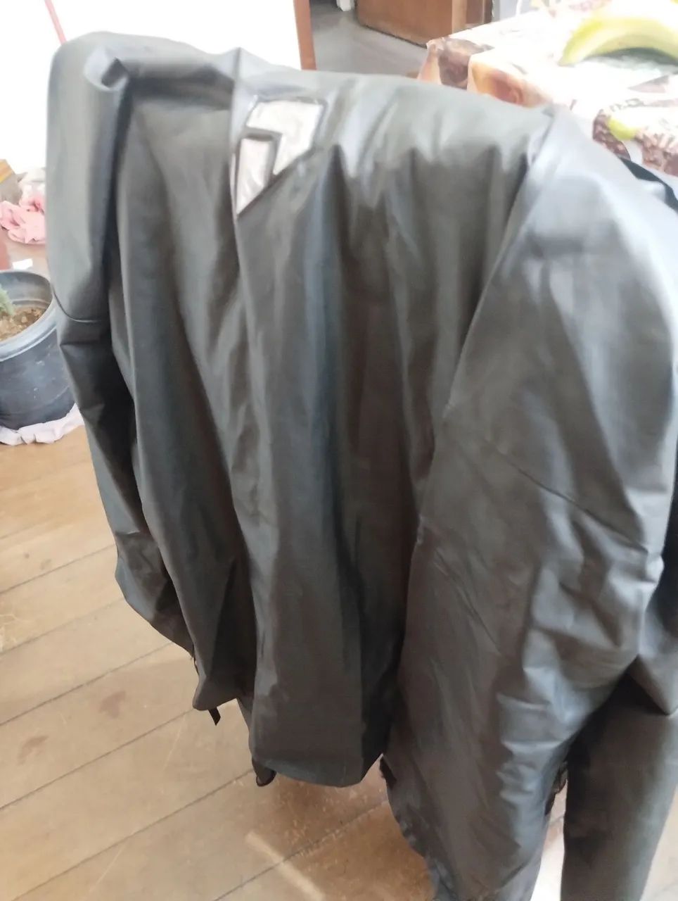 Kit para moto - Baú com suporte de ferro, capacete, roupa chuva - Foto 5