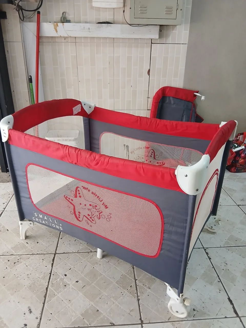 Berco portatil com colchao e trocador