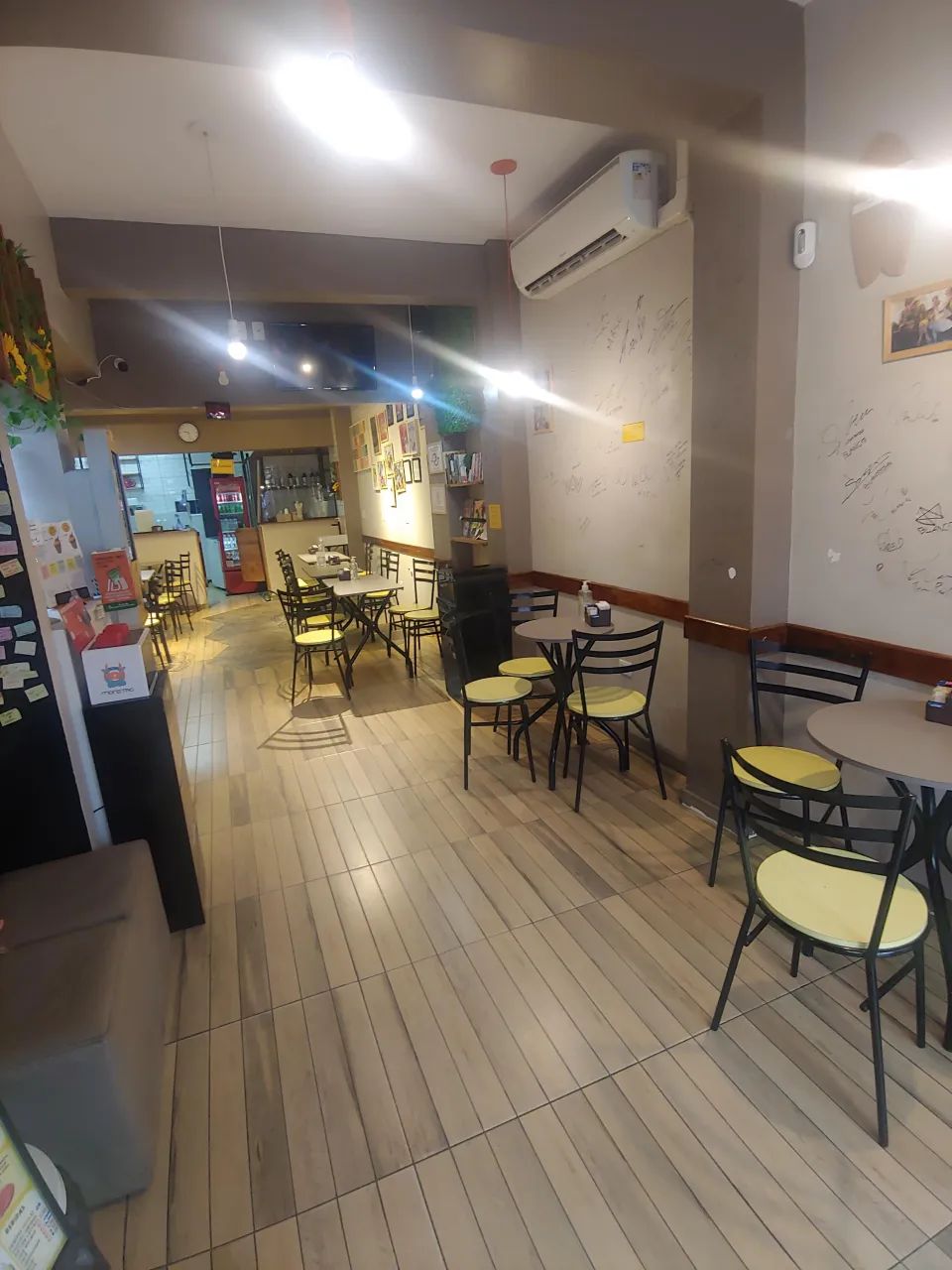 Excelente sobrado com ponto comercial localizado na melhor rua da Liberdade - Foto 5