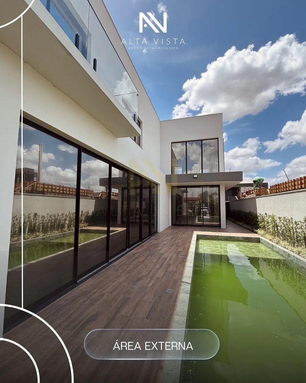 Casa 3 suítes master com piscina em um condomínio fechado - Caçari - Foto 3