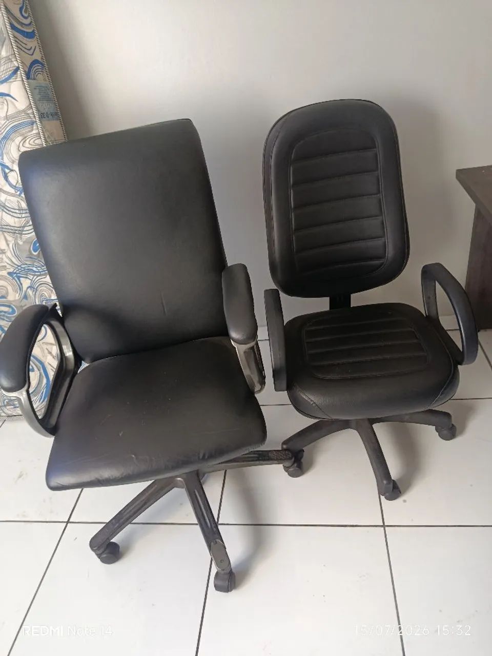 Cadeiras de escritório 