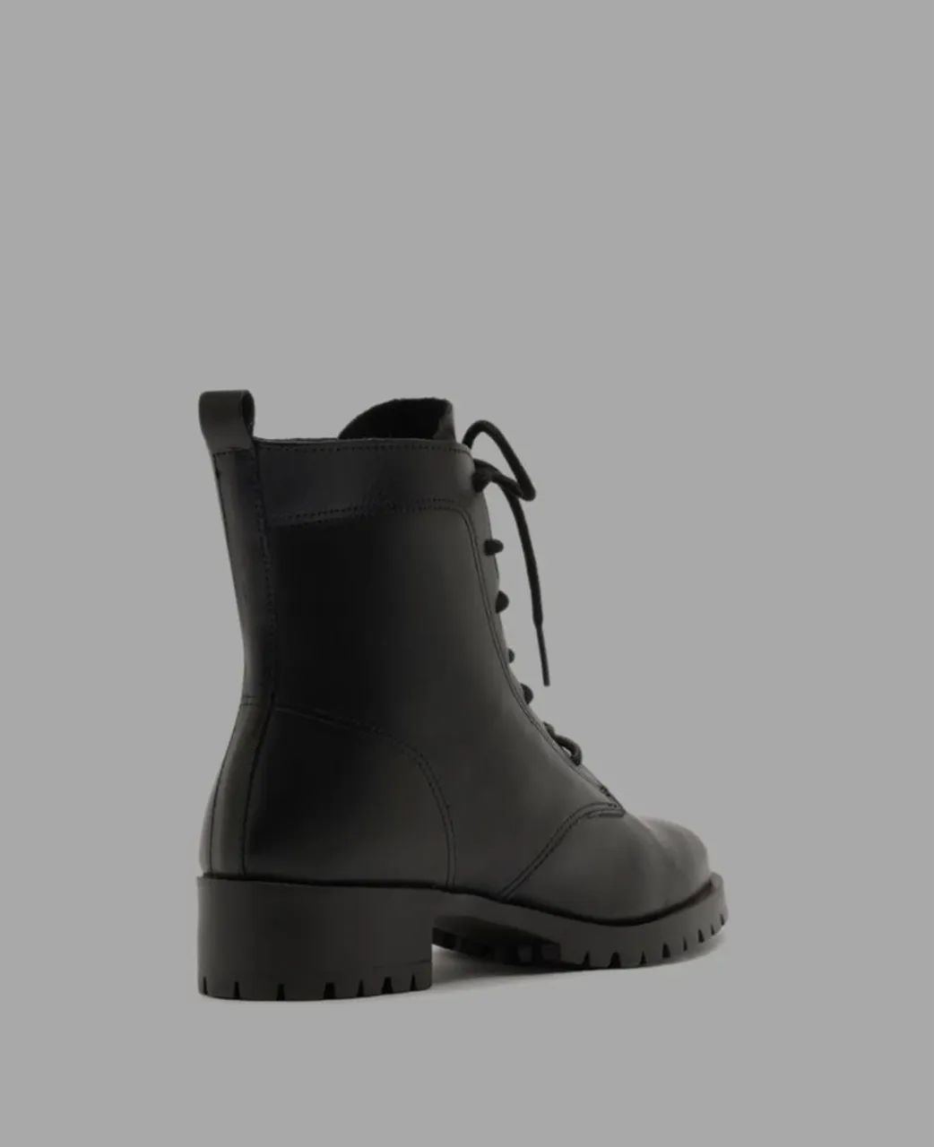 Bota AREZZO Coturno Tratorado Básico Preto 37 - Foto 3