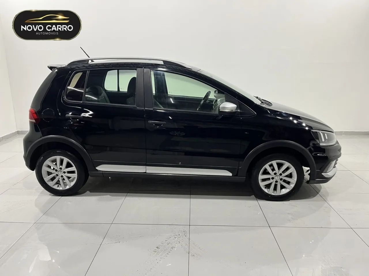 Volkswagen Fox Track 1.0 Flex 12V 5P 2016 - Foto 3