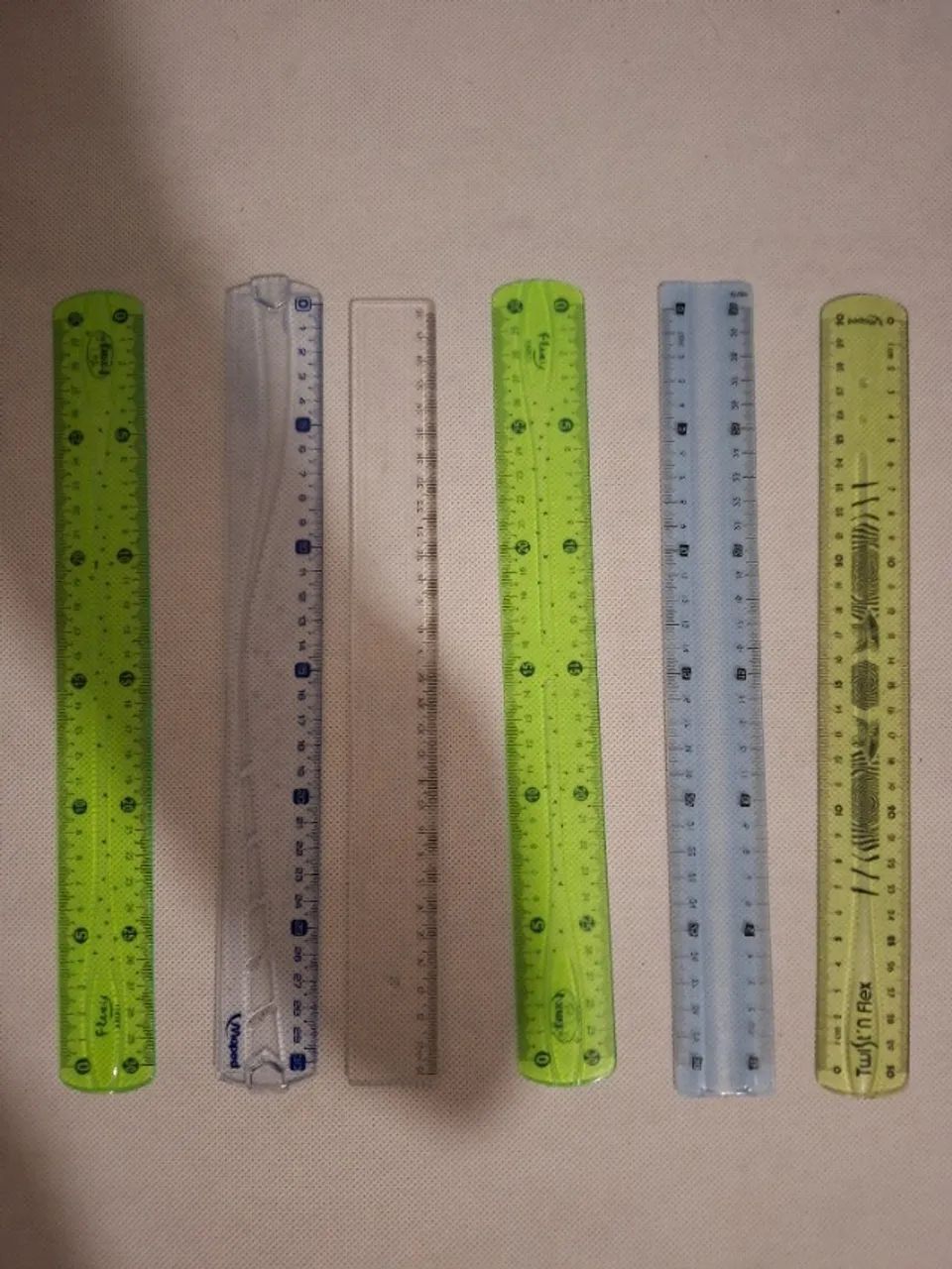 Kit com 6 réguas escolares de 30 cm